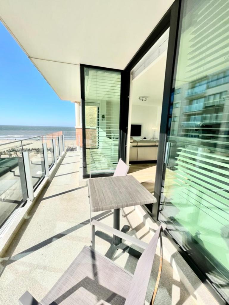 Luxury Suite Koksijde 310 - Adults Only Esterno foto